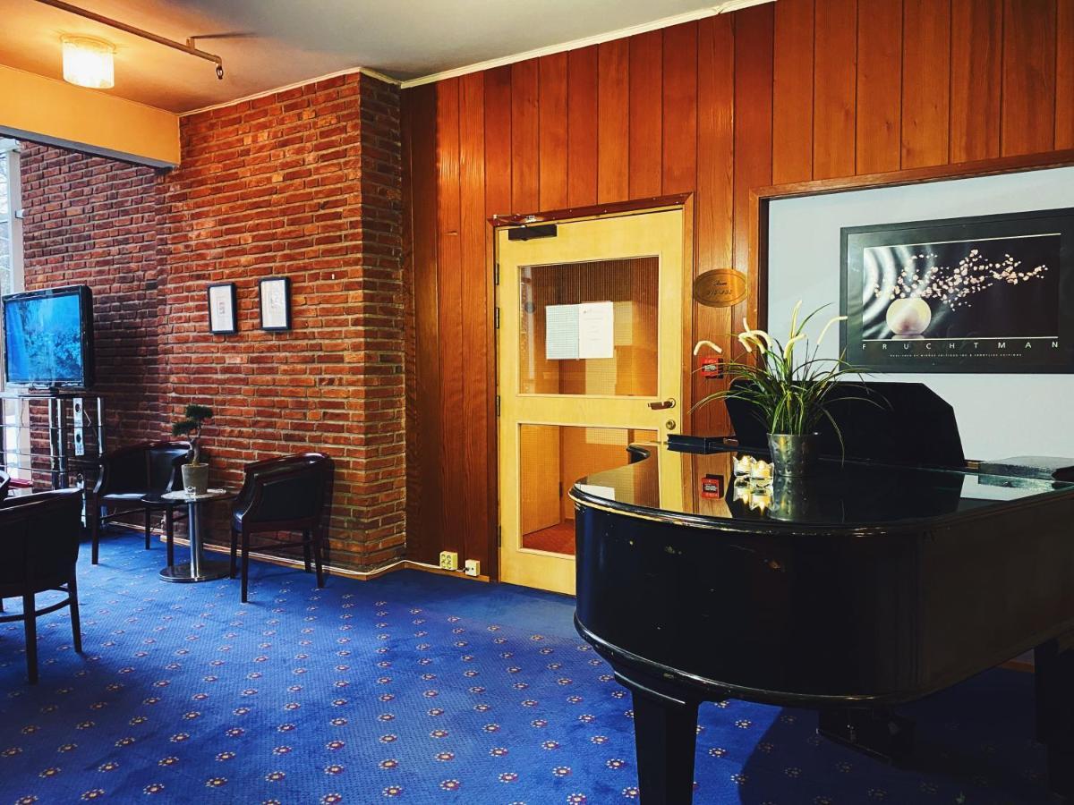 Mitt Hotell & Apartments Moss Εξωτερικό φωτογραφία